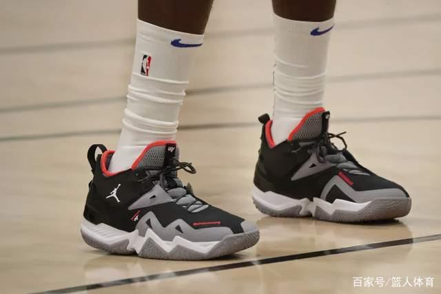 希罗绝杀热火逆转魔术 亚历山大45分雷霆9连胜