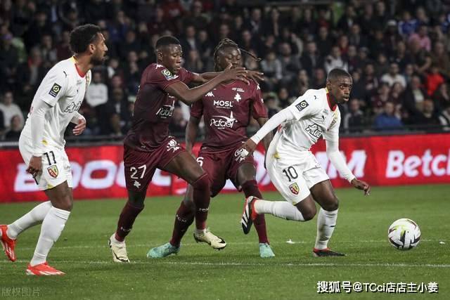 曼城去年4000万+奖金方式报价坎比亚索团队遭拒