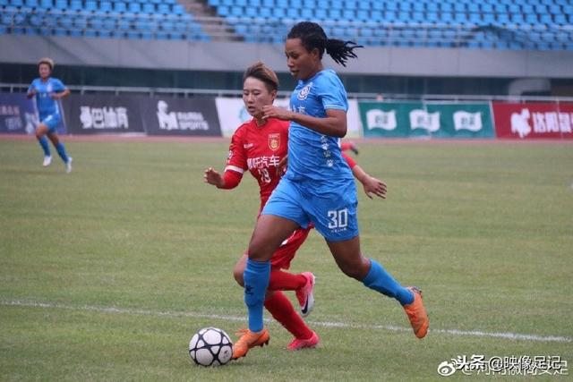 马卡报：勒诺尔芒今日回归马竞合练